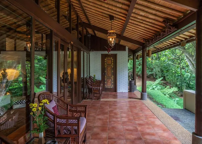 Dua Dari, A Residence By Hadiprana *