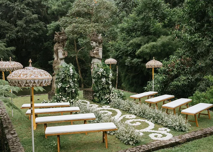 Dua Dari, A Residence By Hadiprana *